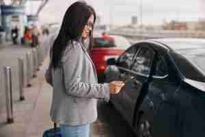 Airport Parking vs Taxi